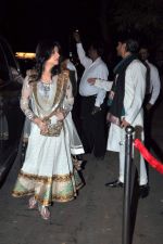 at Kareena Kapoor_s sangeet ceremony in Mumbai on 14th Oct 2012 (27).JPG